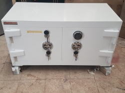 "     120FB ANKARA BANKO TİPİ KUYUMCU KASASI ( ÇOK ÖZEL KİLİTLEME TERTİBATLI ) 60*120*60CM 1000KĞ ( 1299€ )+KDV