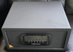 "  1 Cİ SINIF KALİTELİ FİRMAAMIZIN TAVSİYE ETTİĞİ ÜRÜN TAM OTOMATİK LCD EKRANLI LAPTOP BİLGİSAYAR KASASI 20*42*37CM KUTULU 22,8*43,2*41,4cm 10.6KĞ ( 99€ )+KDV