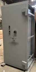 ".0206ALM ALMAN TİPİ 2 ANAHTARLI  VE 1 PARMAK İZLİ ELEKTRONİK ŞİFRELİ BANKA KASA ODA KAPISI 206*106*70CM 700KĞ ( 4999€ )+KDV ADRESE TESLİM