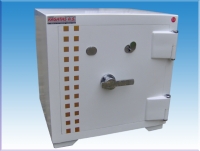 004GZT KAHRAMANMARAŞ AFŞİN OFİS TİPİ TEK KAPILI TANK ZIRHLI ÇELİK PARA KASASI 70*70*60CM 390KĞ ( 999€ )+KDV ADRESE TESLİM 004GZT KAHRAMANMARAŞ AFŞİN OFİS TİPİ TEK KAPILI TANK ZIRHLI ÇELİK PARA KASASI 70*70*60CM 390KĞ ( 999€ )+KDV ADRESE TESLİM